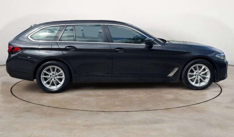 BMW Série 5 520d xDrive Touring - photo 5