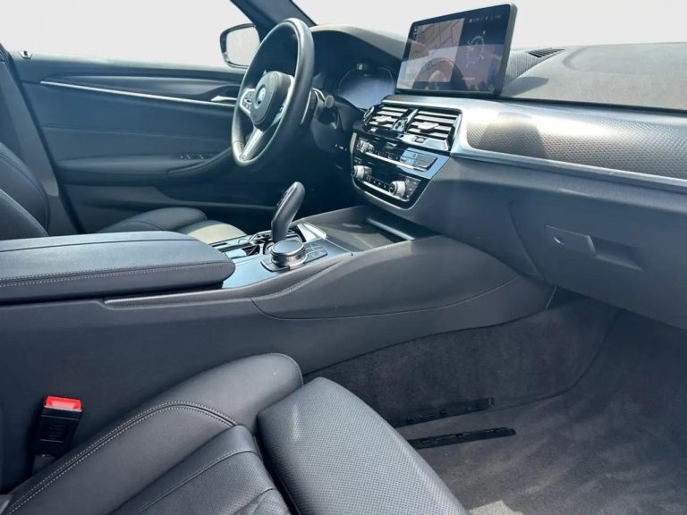 BMW Série 5 530e Touring - photo 13