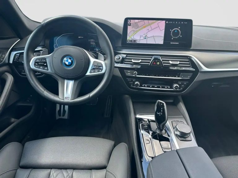 BMW Série 5 530e Touring - photo 14