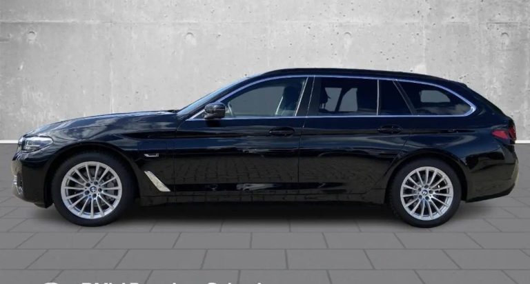 BMW Série 5 530e xDrive Touring - photo 2