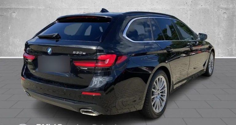 BMW Série 5 530e xDrive Touring - photo 3