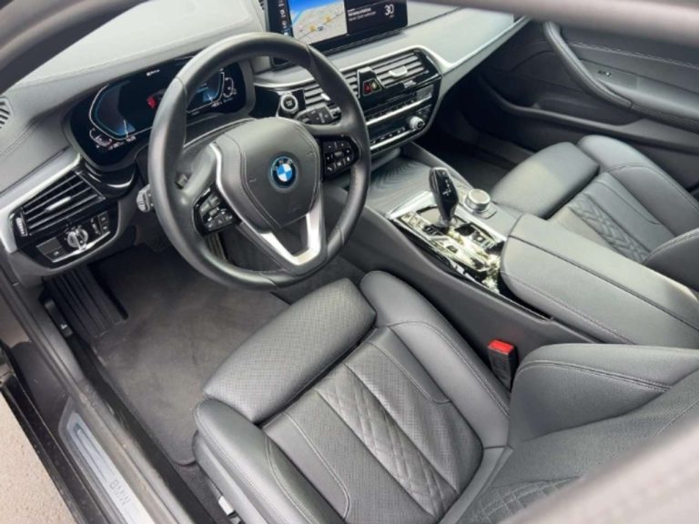 BMW Série 5 520e Touring - photo 5