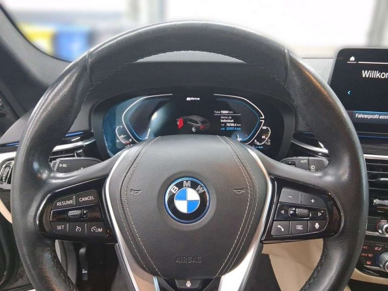 BMW Série 5 530e Touring - photo 8