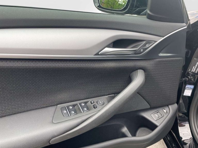BMW Série 5 530e Touring - photo 9