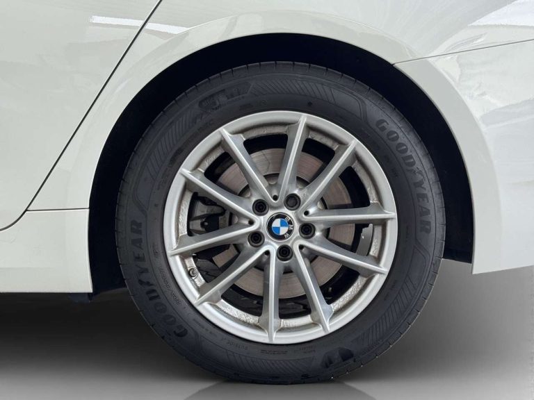 BMW Série 5 520d Touring - photo 10