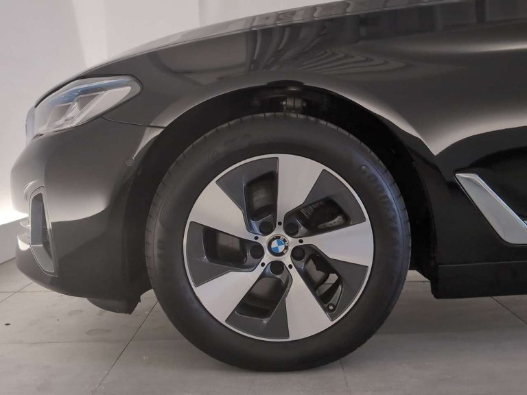 BMW Série 5 520d Touring - photo 10