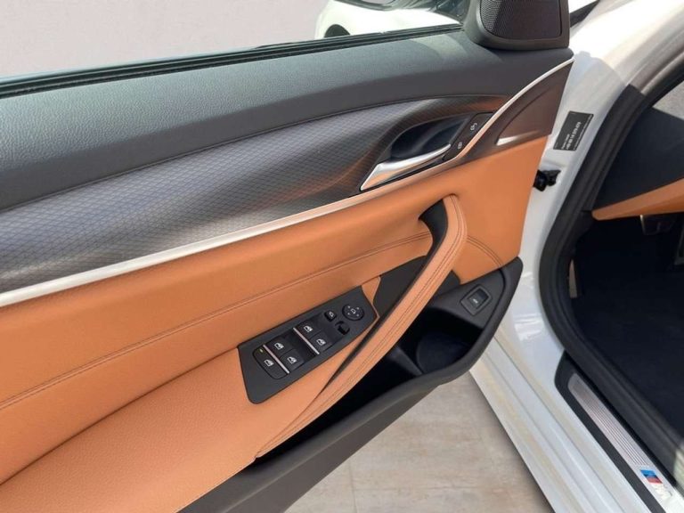 BMW Série 5 520d Touring M Sport - photo 11