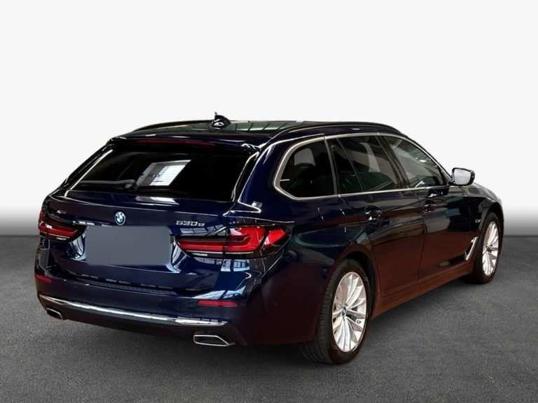 BMW Série 5 530e xDrive Touring Luxury Line - photo 2
