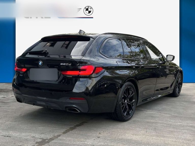 BMW Série 5 Touring 520d M Sport - photo 2