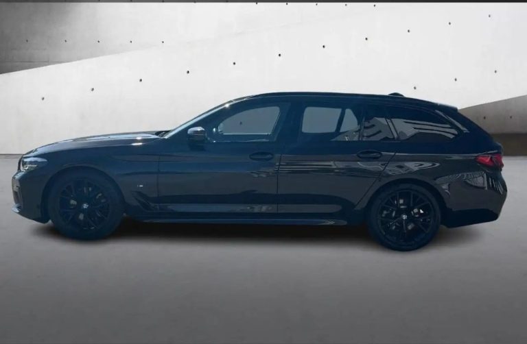 BMW Série 5 520i Touring M Sport - photo 2