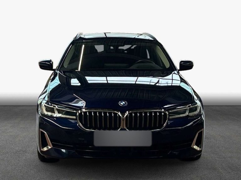 BMW Série 5 530e xDrive Touring Luxury Line - photo 3
