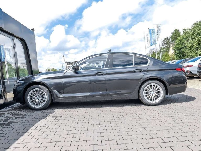 BMW Série 5 520d - photo 3