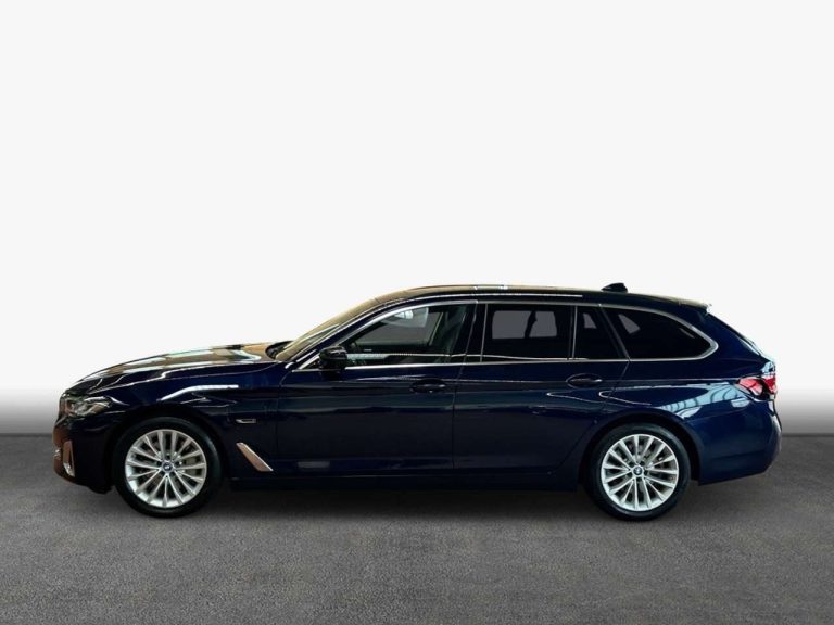 BMW Série 5 530e xDrive Touring Luxury Line - photo 4