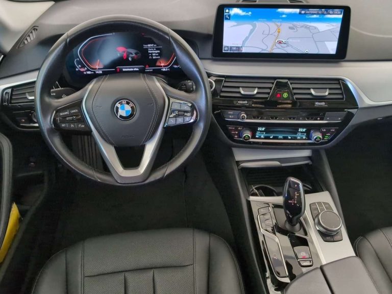 BMW Série 5 520i Touring - photo 6