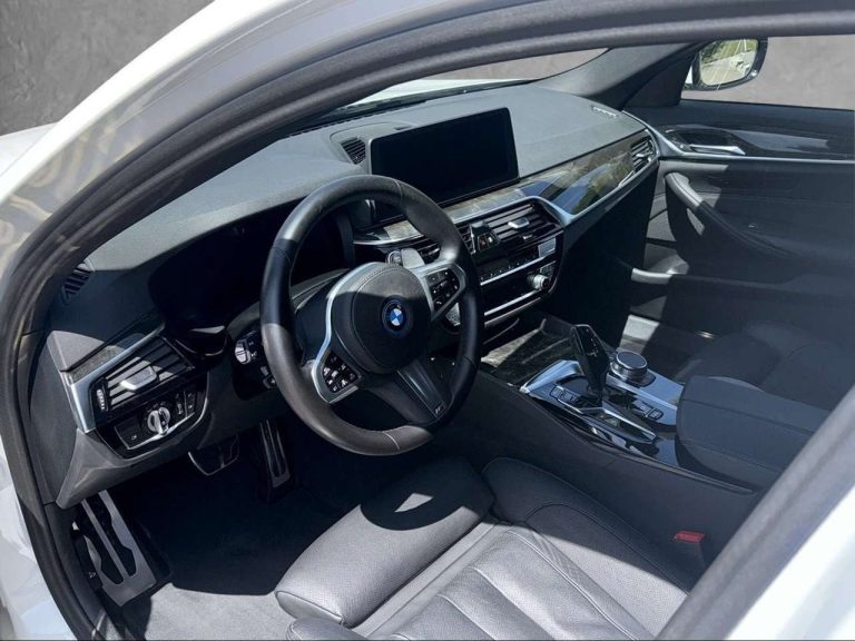 BMW Série 5 530e xDrive M Sport - photo 6