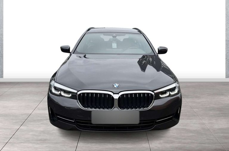 BMW Série 5 Touring 520d - photo 6
