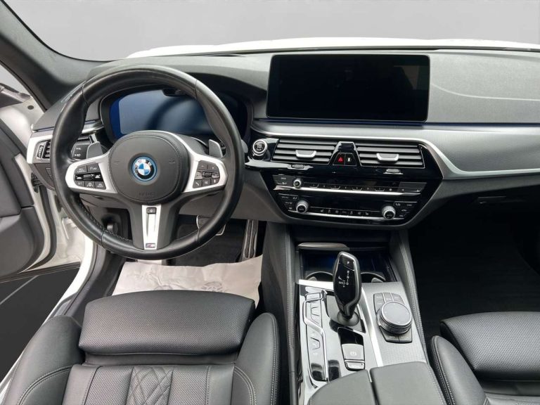 BMW Série 5 530e Touring M Sport - photo 7