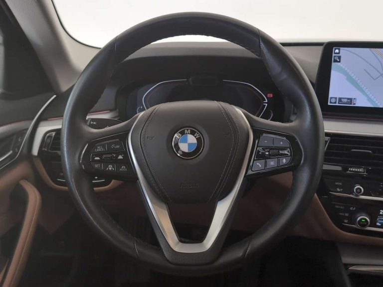 BMW Série 5 520d Touring - photo 7