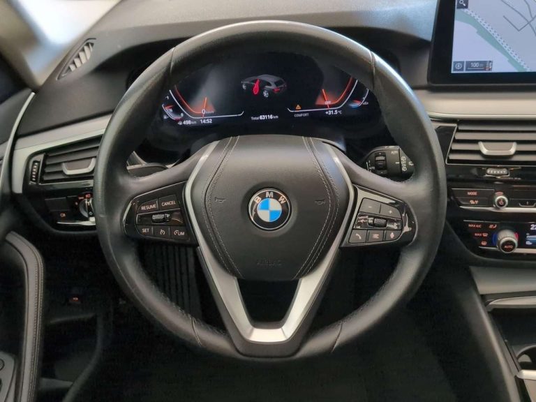 BMW Série 5 520i Touring - photo 8