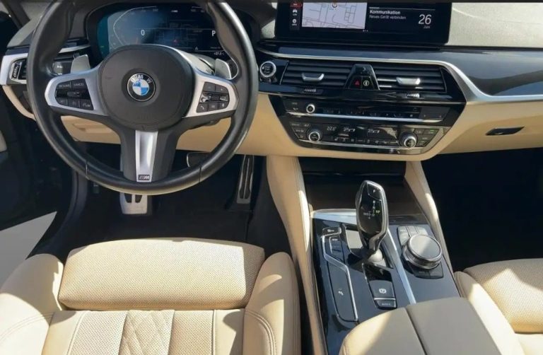 BMW Série 5 520i Touring M Sport - photo 9