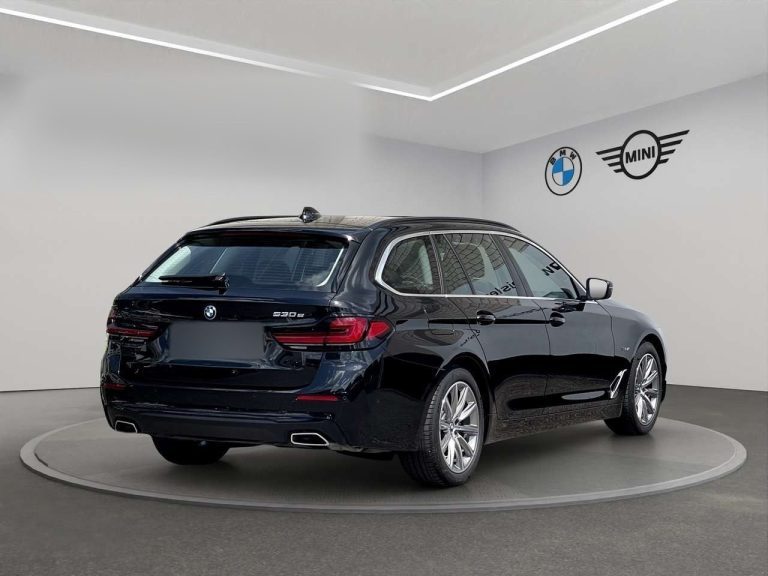BMW Série 5 530e Touring - photo 2