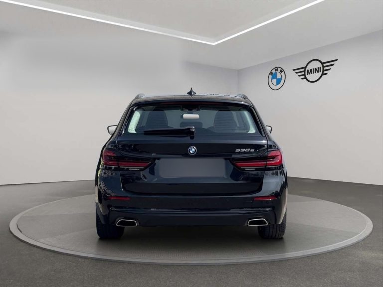 BMW Série 5 530e Touring - photo 6