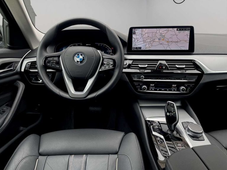 BMW Série 5 530e Touring - photo 8
