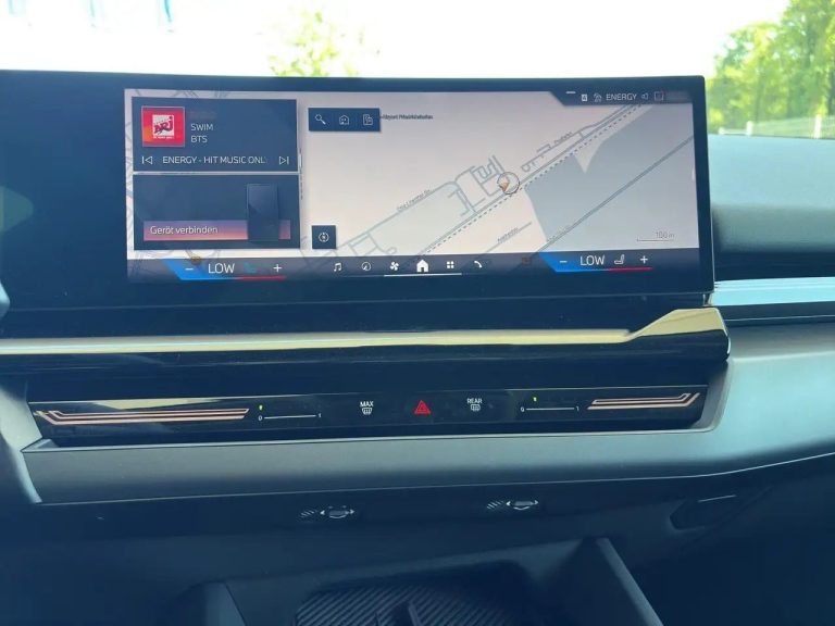 BMW Série 5 520d xDrive - photo 8