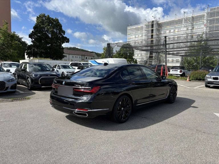 BMW Série 7 730d - photo 2