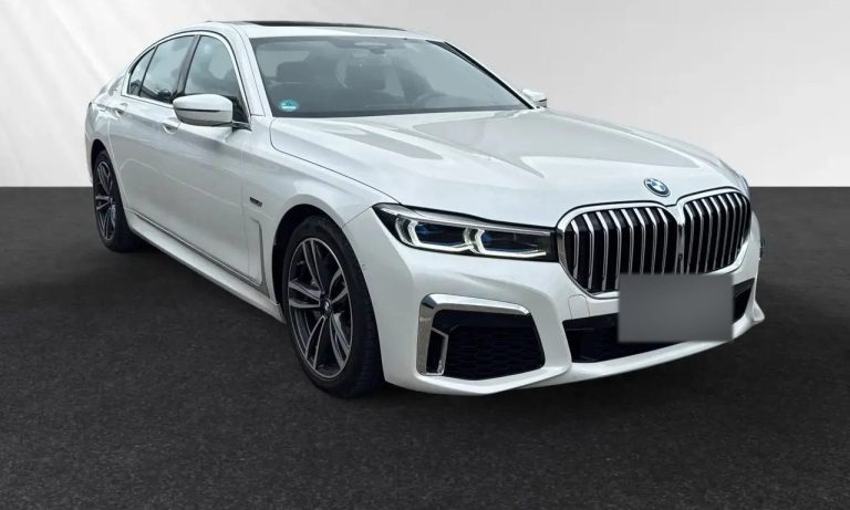 BMW Série 7 745e M Sport