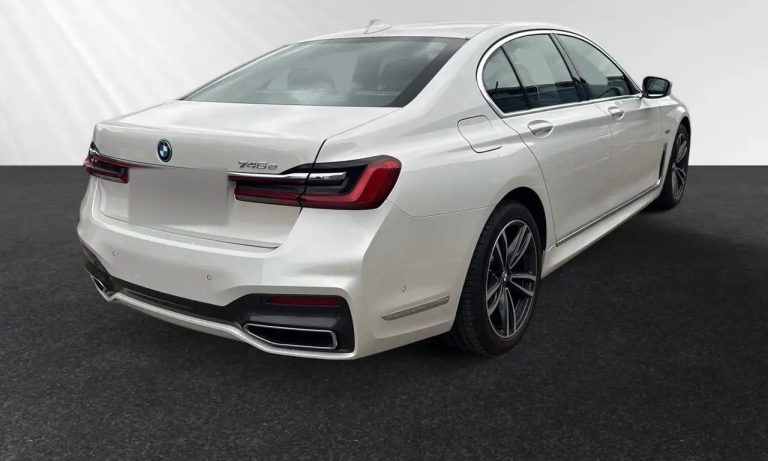 BMW Série 7 745e M Sport - photo 3