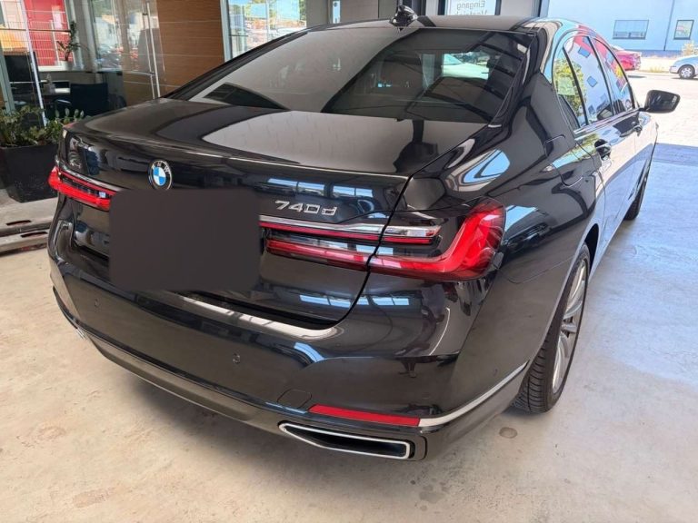 BMW Série 7 740d xDrive - photo 4