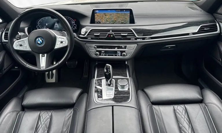 BMW Série 7 745e M Sport - photo 8