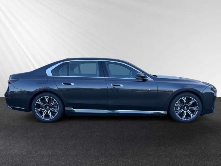 BMW Série 7 750e xDrive - photo 3