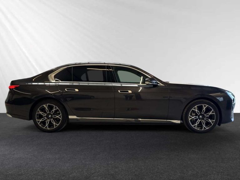 BMW Série 7 750e xDrive - photo 3