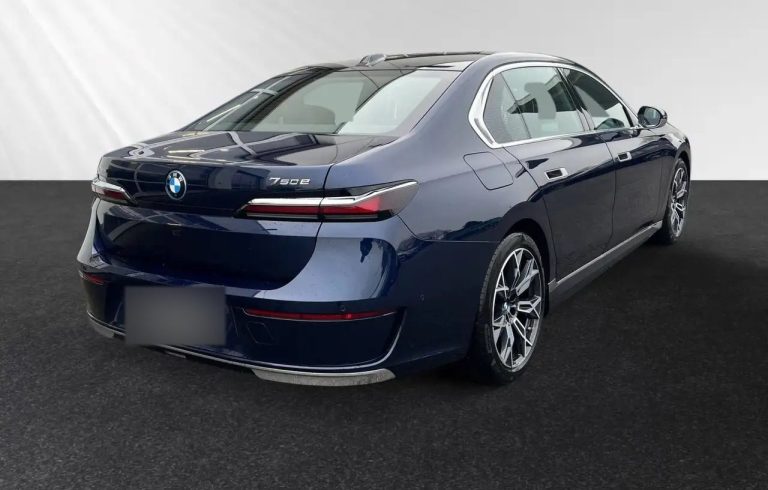BMW Série 7 750e xDrive - photo 3