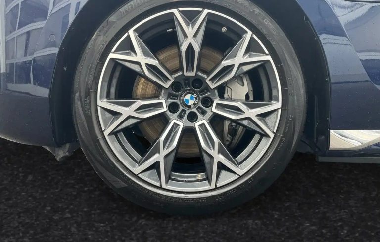 BMW Série 7 750e xDrive - photo 4