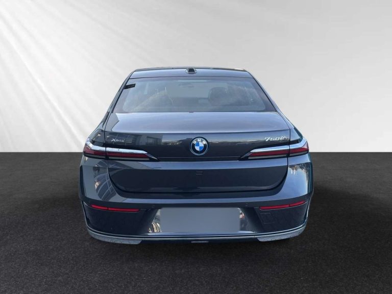 BMW Série 7 750e xDrive - photo 5