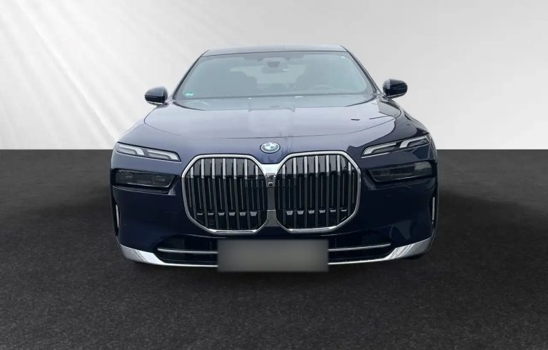BMW Série 7 750e xDrive - photo 5
