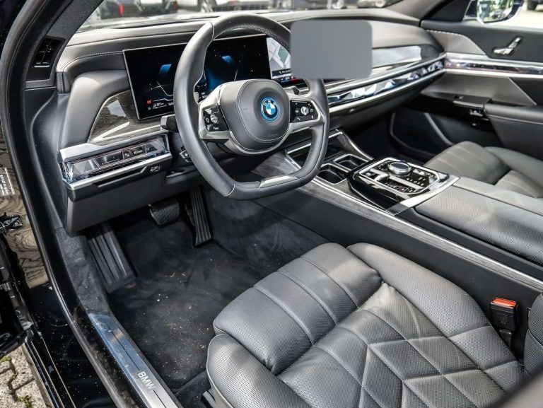 BMW Série 7 750e xDrive - photo 6