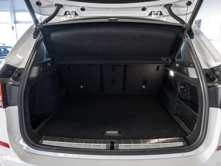 BMW X1 xDrive25e M Sport - photo 10