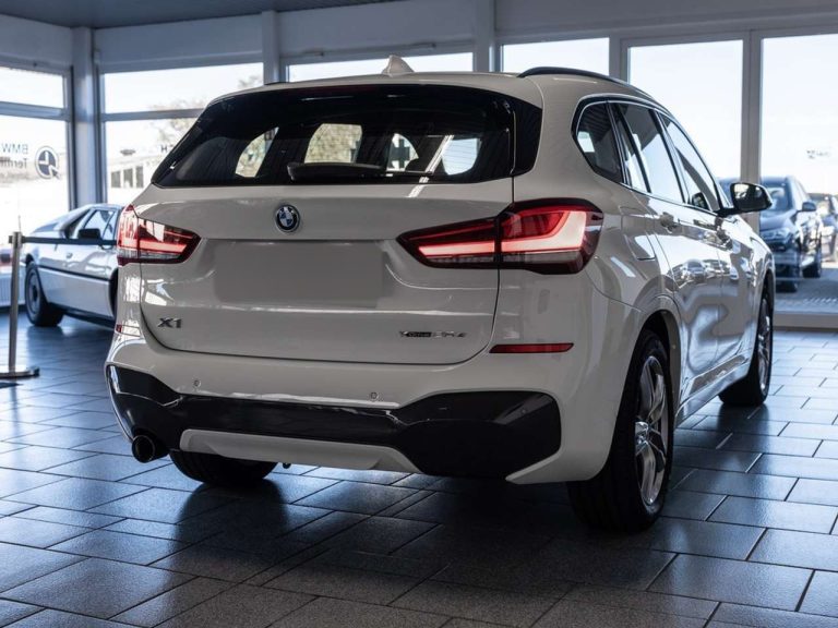 BMW X1 xDrive25e M Sport - photo 3