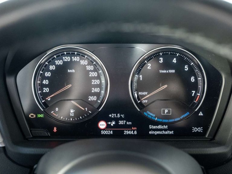 BMW X1 xDrive25e M Sport - photo 8