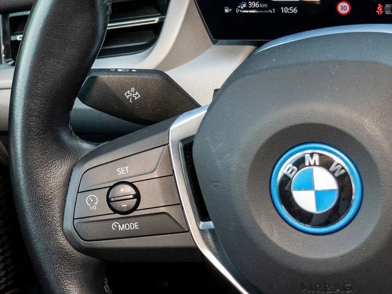 BMW X1 xDrive30e - photo 12