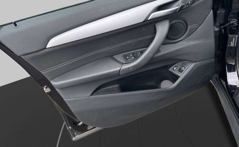 BMW X1 xDrive25e Advantage - photo 10