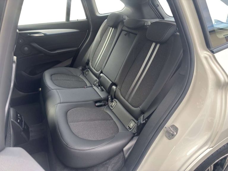 BMW X1 xDrive25e M Sport - photo 11