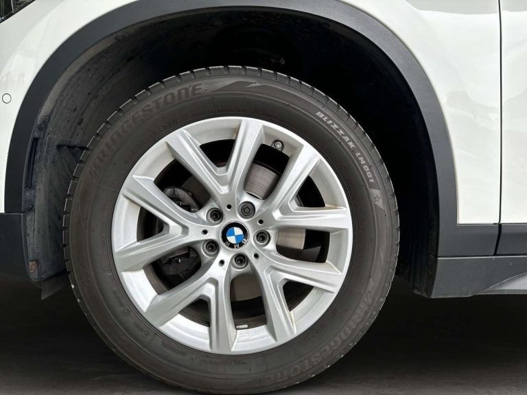 BMW X1 sDrive18i Advantage - photo 14