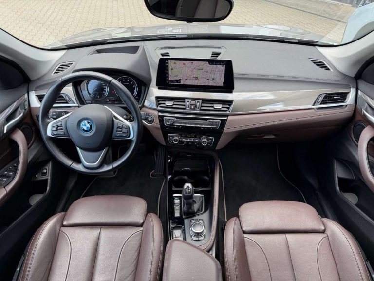 BMW X1 xDrive25e xLine - photo 3