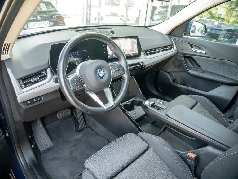 BMW X1 xDrive30e - photo 3