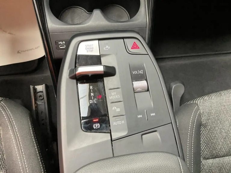 BMW X1 sDrive20i - photo 10